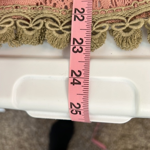 A’Reve Sleeveless Lace Tank Top Size Medium - Picture 8 of 10